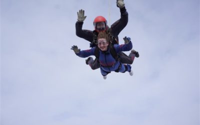 Miss Epworth International, Eliesha, completed a skydive in aid of Breast Cancer Now!